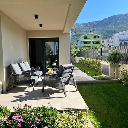5D Apartment Kastela Exterior photo