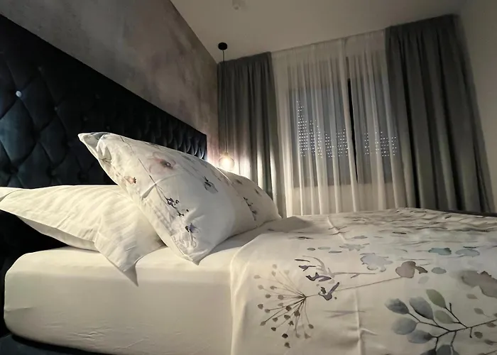 5D Apartment
